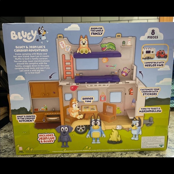 Bluey Jean Luc caravan playset - Picture 3 of 5